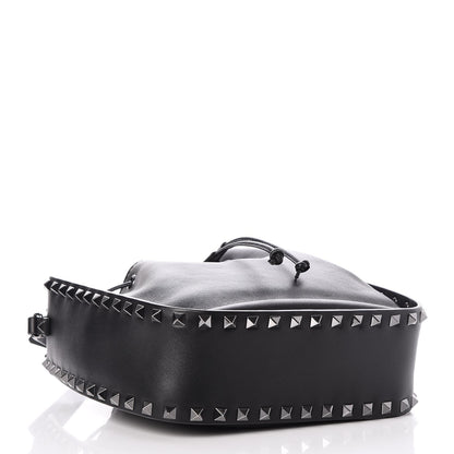 Valentino Garavani Vitello Rockstud Bucket Bag Black 5 of 8