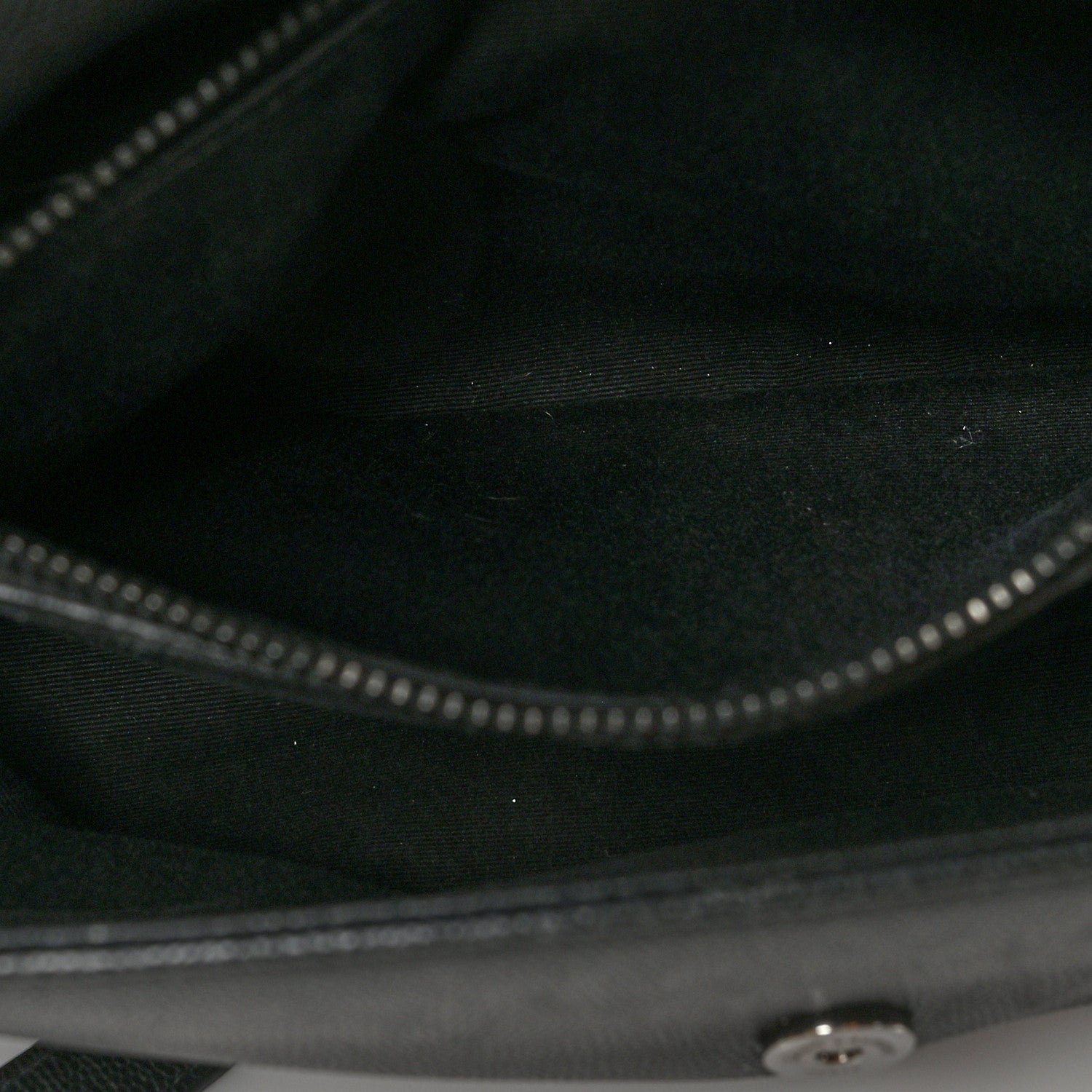 Saint Laurent Grain De Poudre Medium West Hollywood Monogram Fold-Over Black 7 of 11