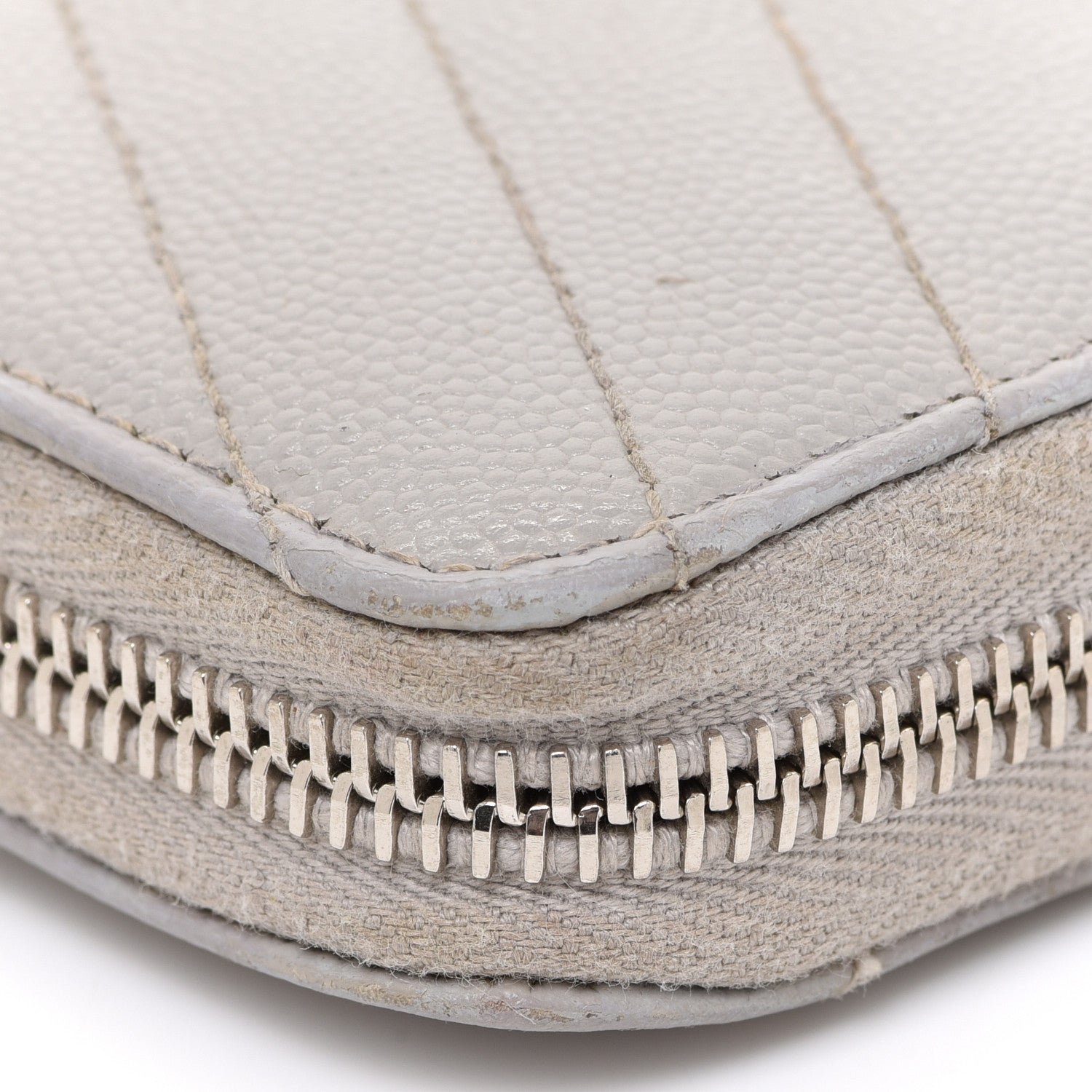 Saint Laurent Grain De Poudre Matelasse Chevron Monogram Zip Around Wallet Granite 10 of 10