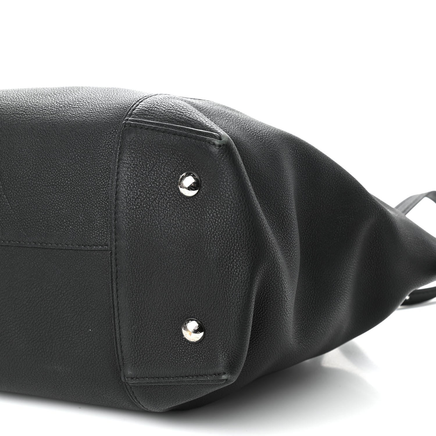 Louis Vuitton Veau Cachemire Soft Lockit MM Black 9 of 15