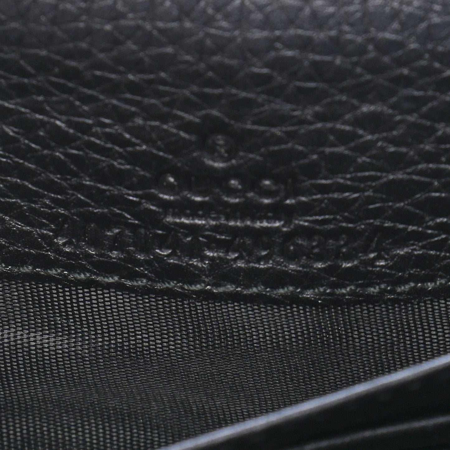 Pebbled Calfskin Soho Wallet on Chain Black