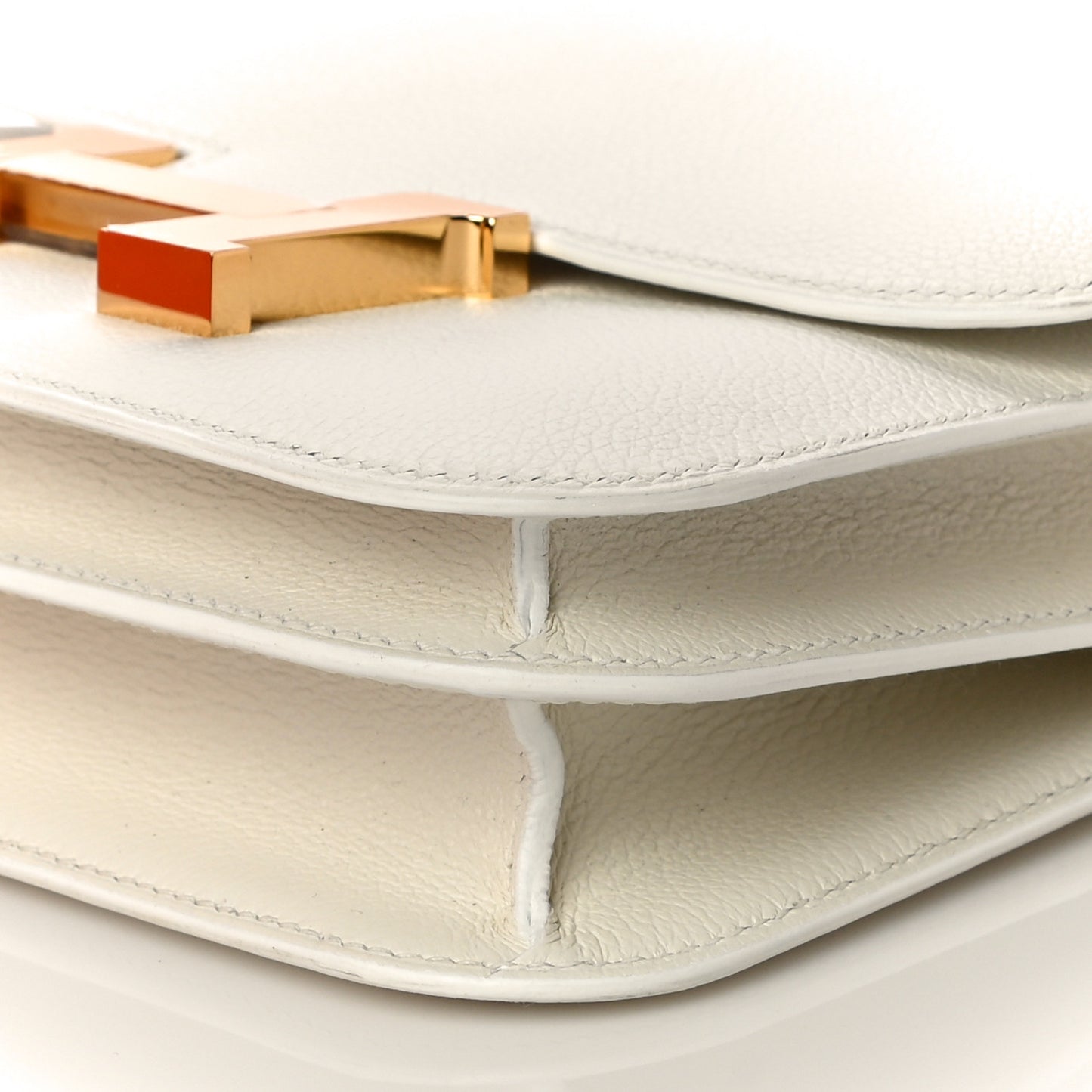 Evercolor Constance 18 White