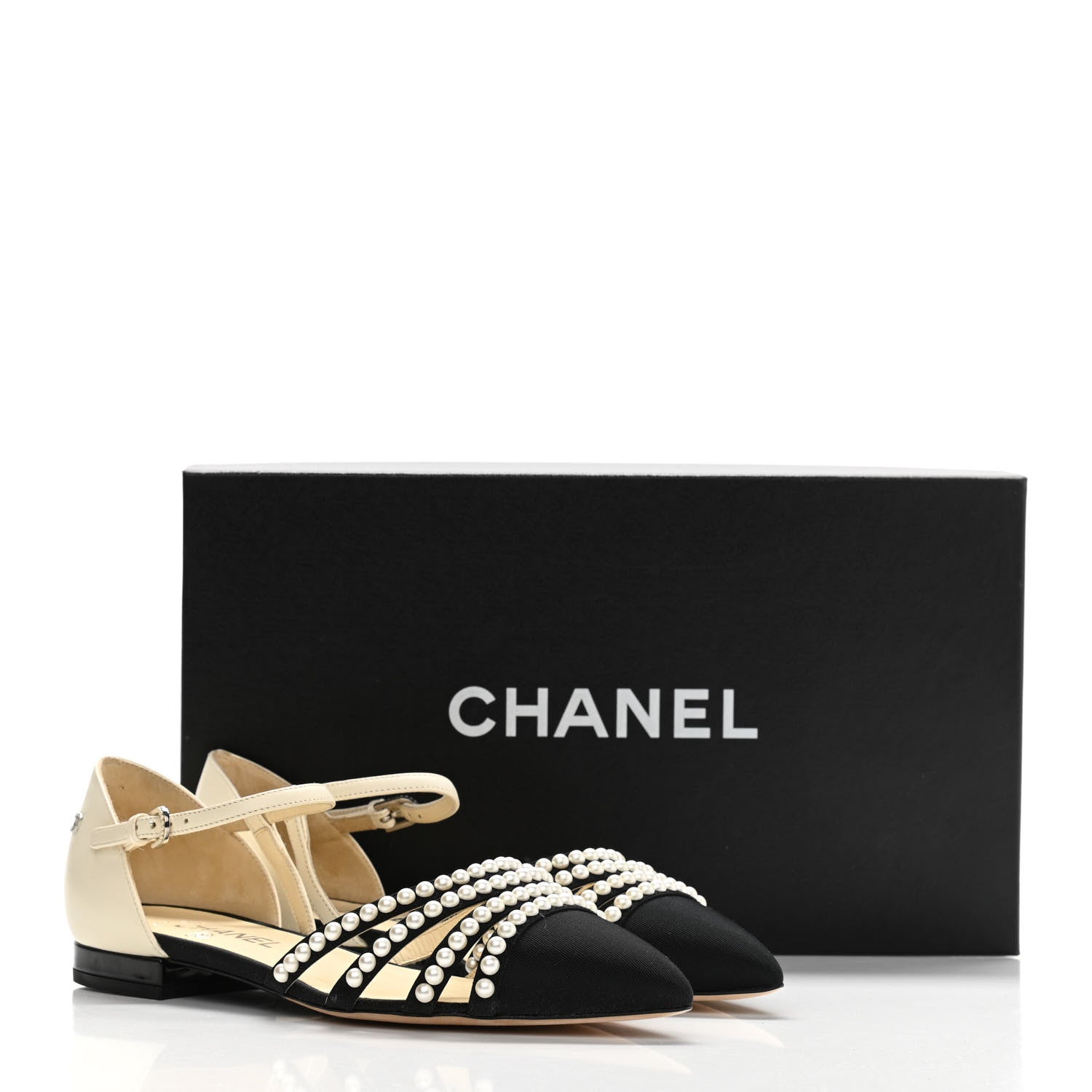 Chanel Lambskin Grosgrain Pearl Slingbacks 37 White Black 9 of 9