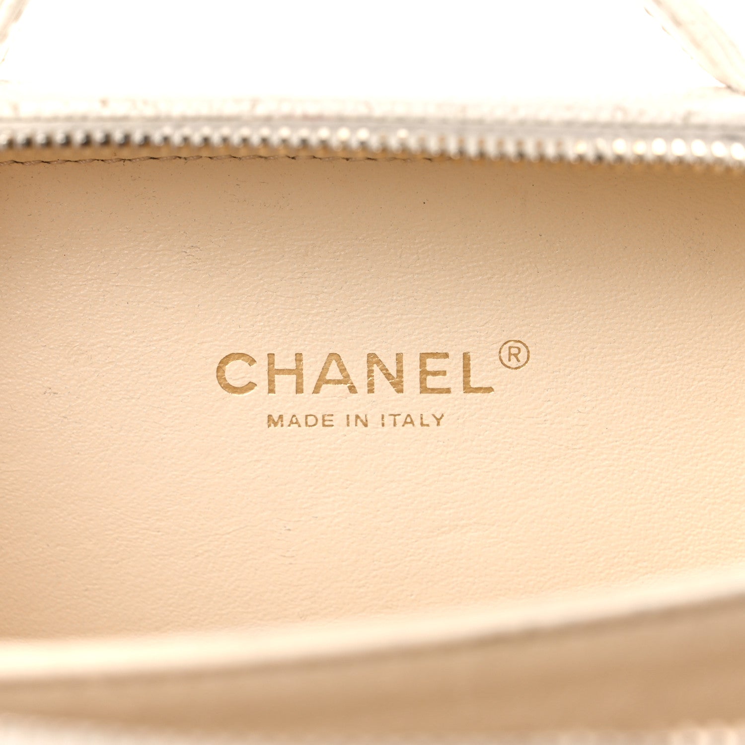 Chanel Caviar Quilted Small CC Filigree Vanity Case White 6 of 26