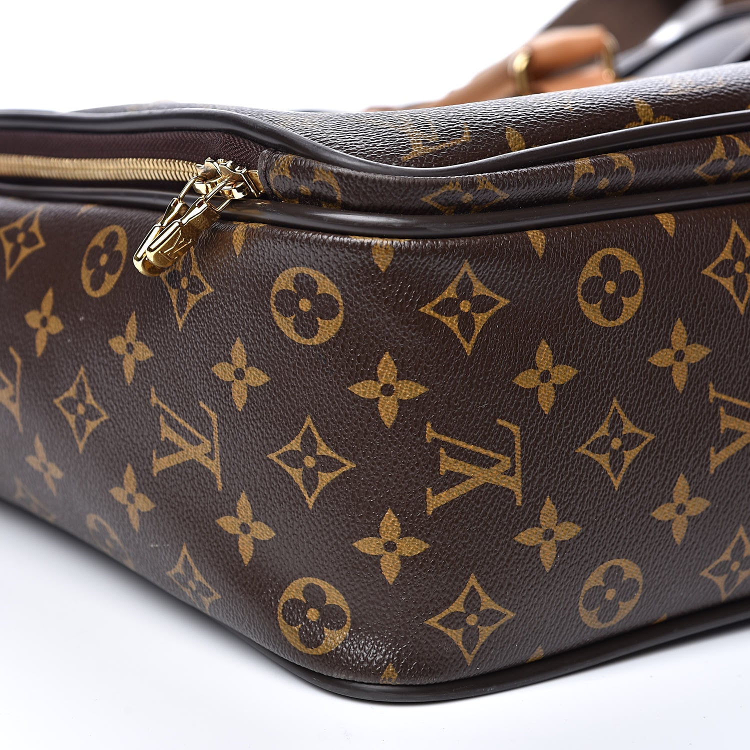 Louis Vuitton Monogram Icare Bag 7 of 15