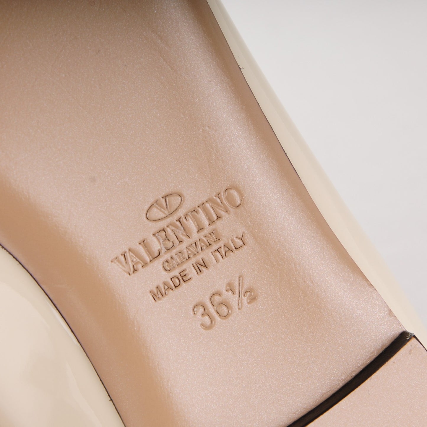 Patent Rockstud Ballerina Flats 36.5 Light Ivory Poudre