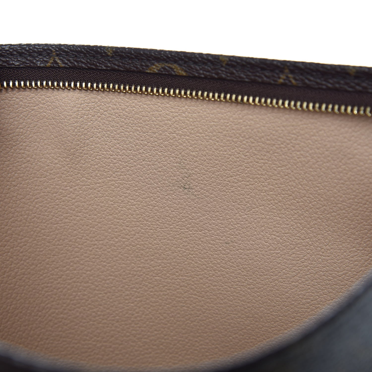 Louis Vuitton Monogram Toiletry Pouch 26 14 of 15