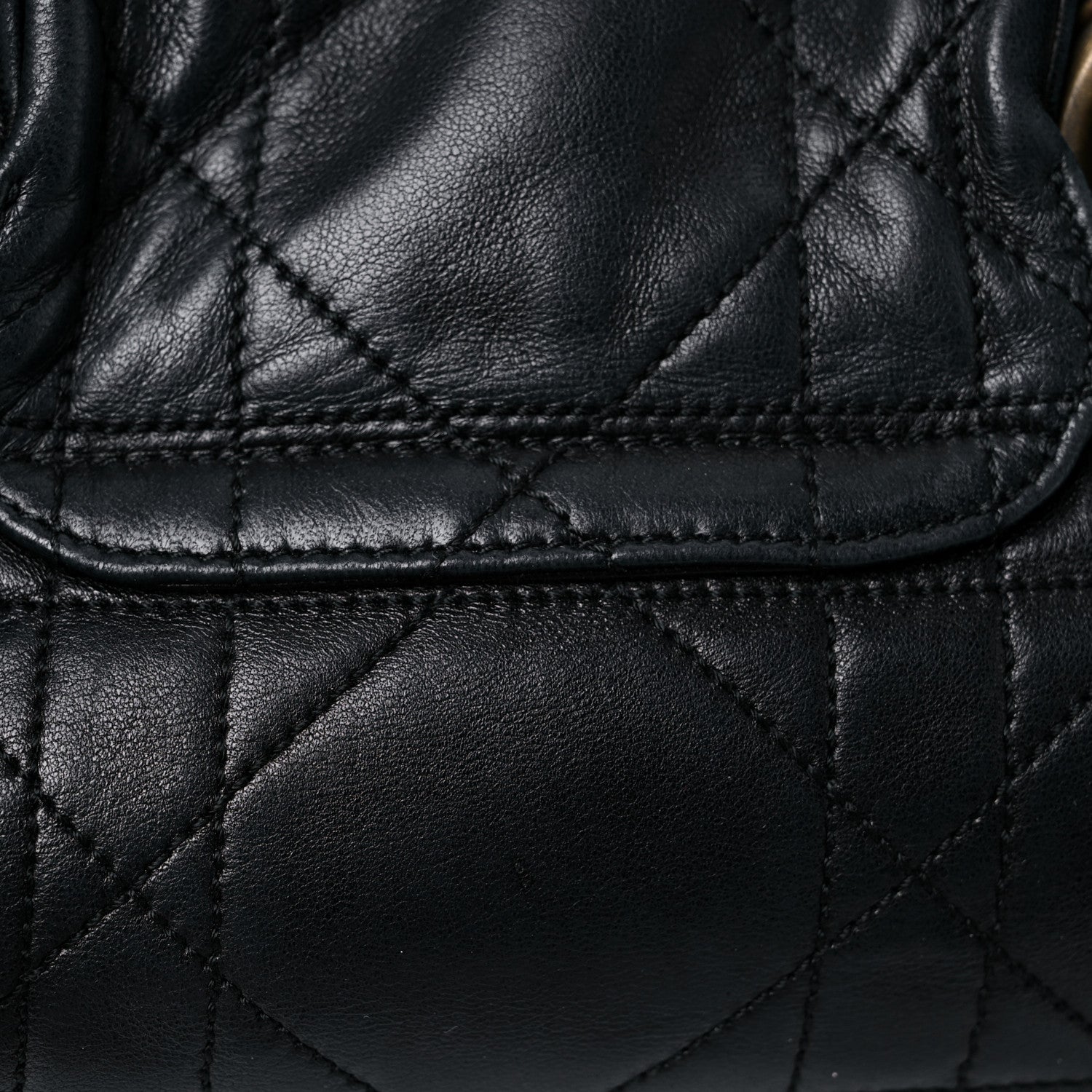 Christian Dior Lambskin Cannage Flap Shoulder Bag Black 23 of 29