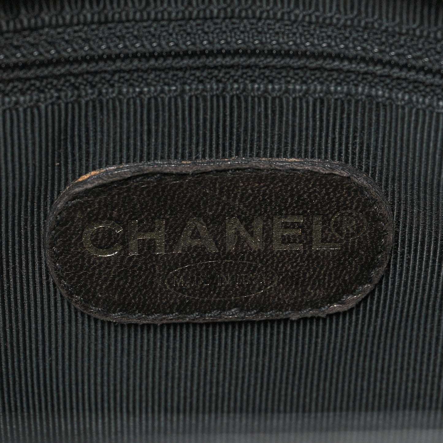 Caviar CC Tote Black
