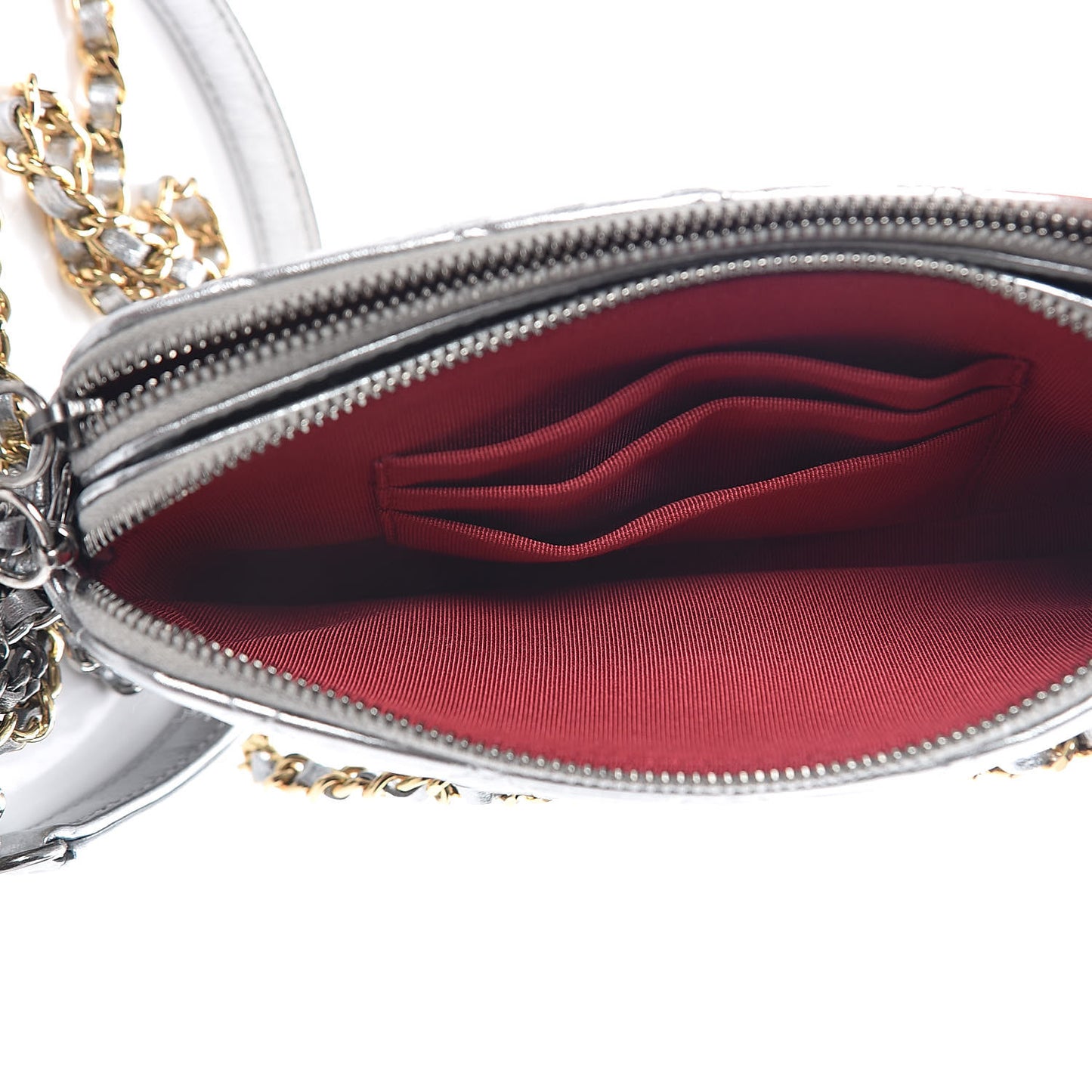 Metallic Lambskin Calfskin Quilted Small Gabrielle Clutch With Chain Silver