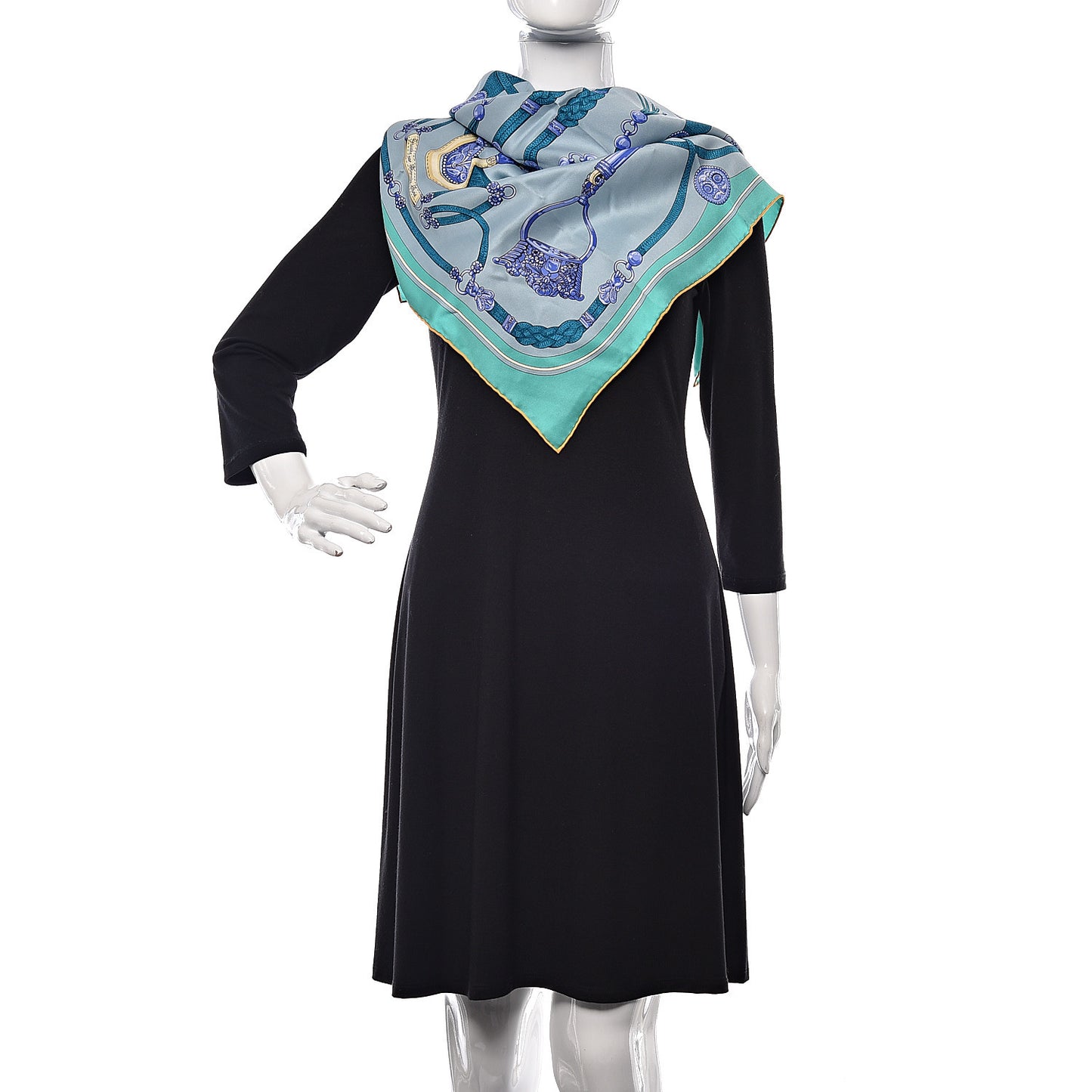 Silk Gaucho Par Paris Scarf 70