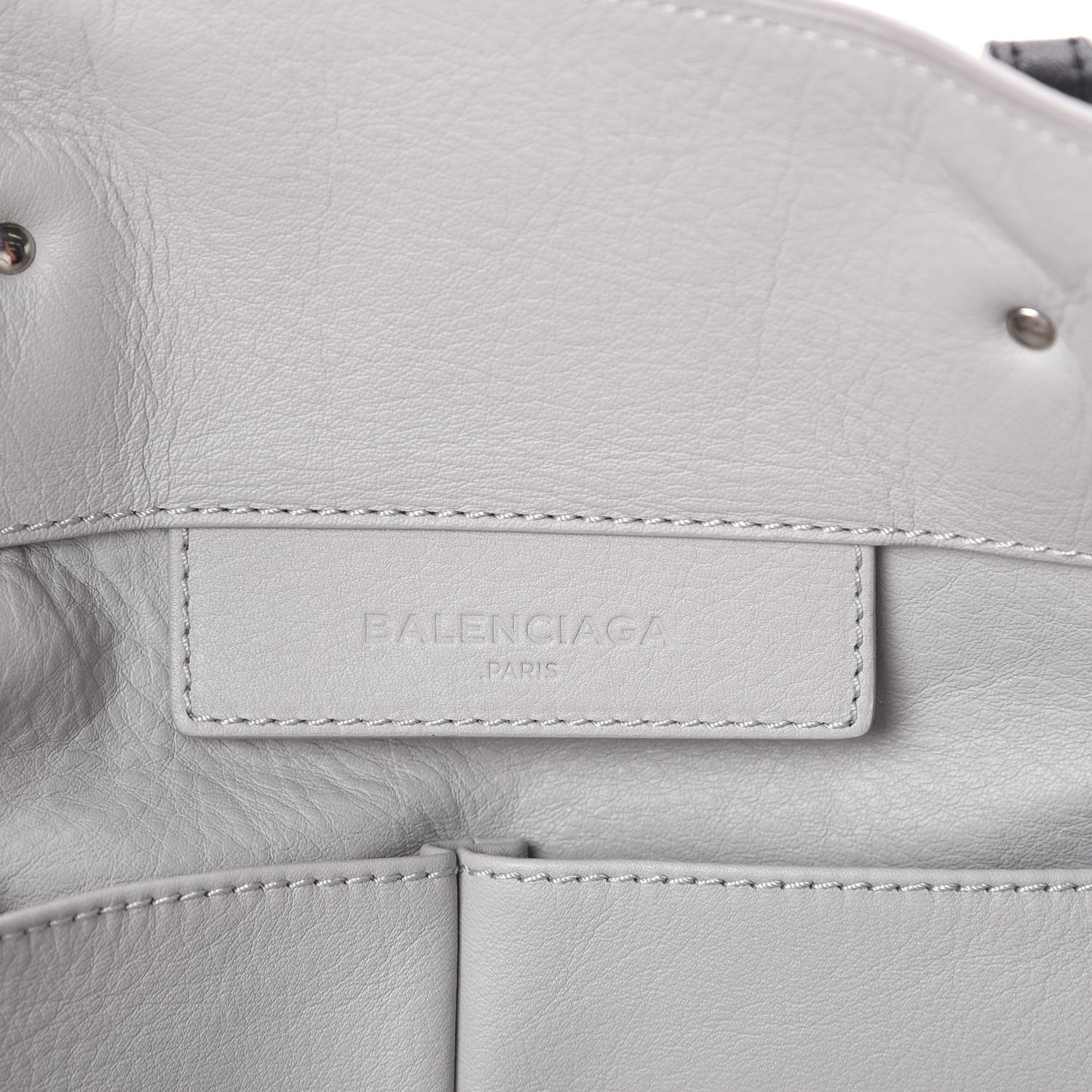 Supple Calfskin Bi-Color Papier A4 Tote White Black