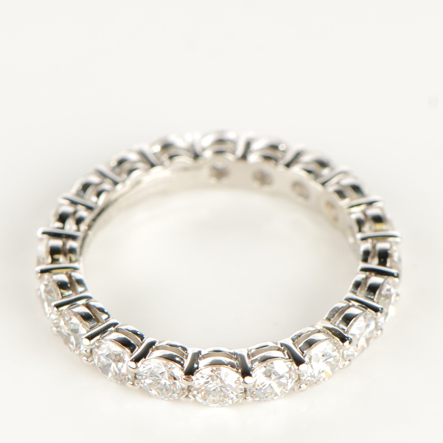 Tiffany Platinum Diamond Shared Setting Band Ring 8.25 3 of 15