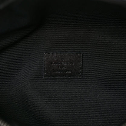 Louis Vuitton Monogram Eclipse Discovery Bumbag 6 of 8