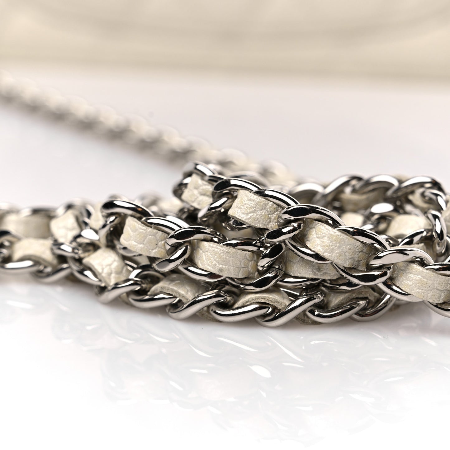 Iridescent Caviar Quilted Wallet on Chain WOC Ivory