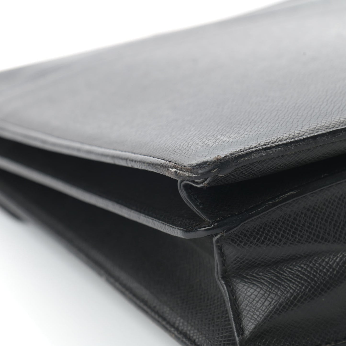 Taiga Robusto 2 Compartment Briefcase Black