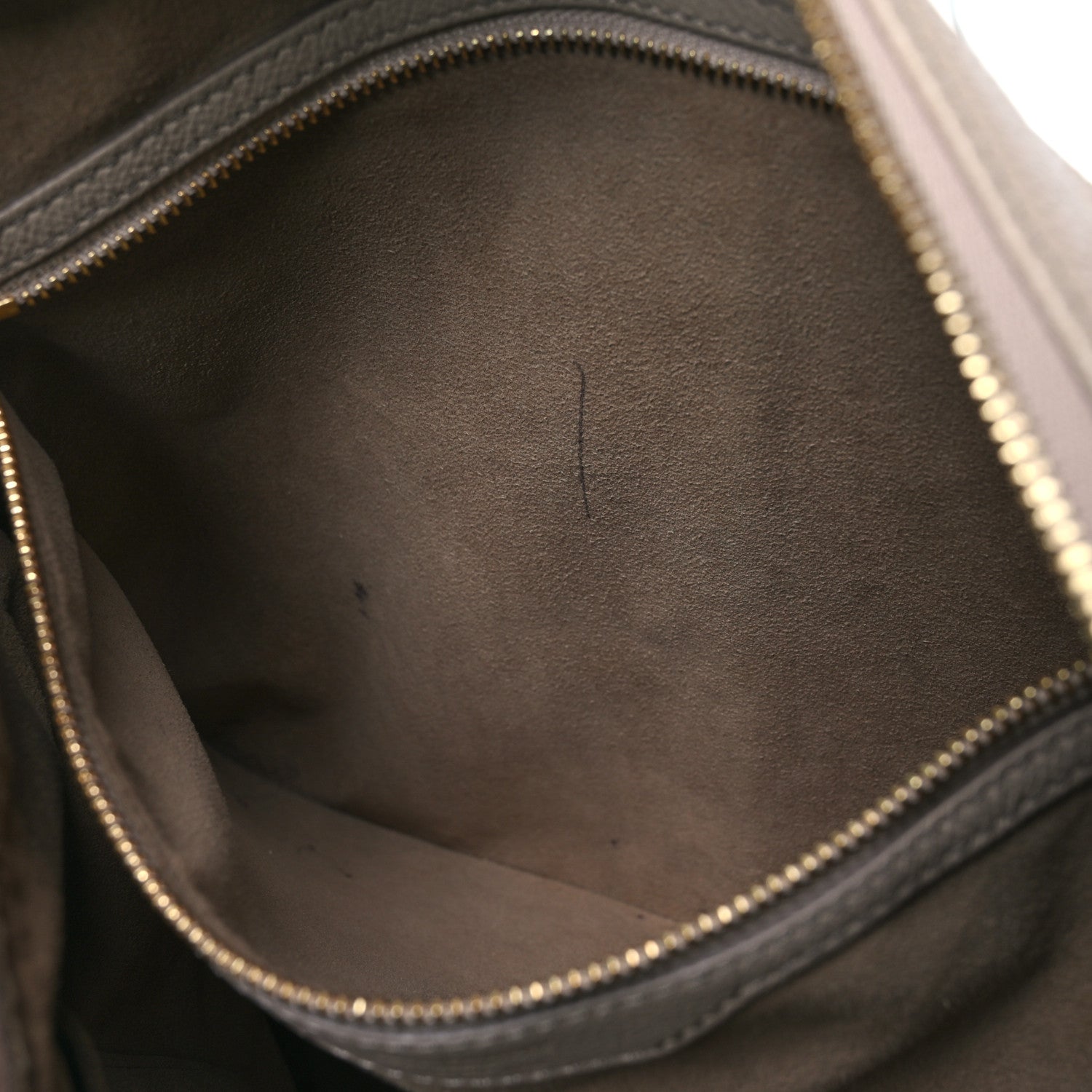 Louis Vuitton Mahina Selene MM Sandy 12 of 12