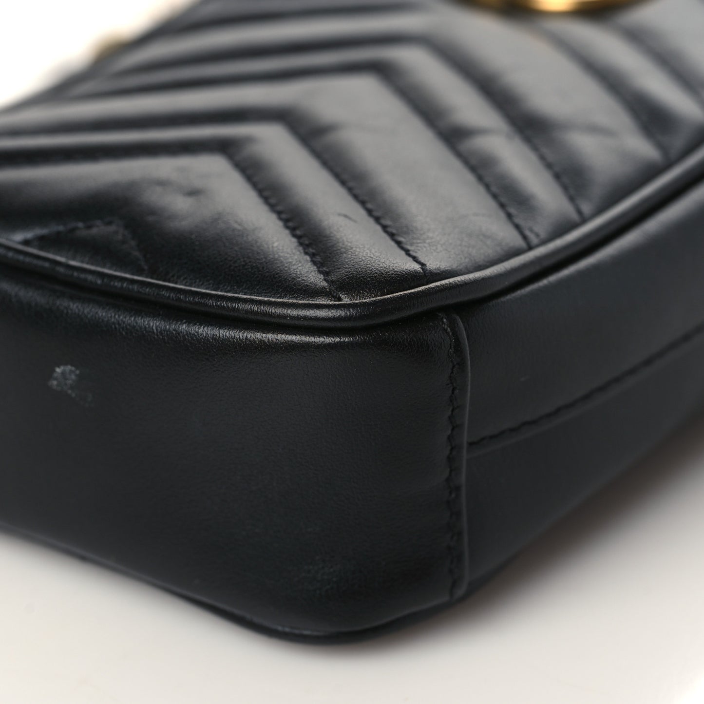 Calfskin Matelasse Mini GG Marmont Crossbody Bag Black