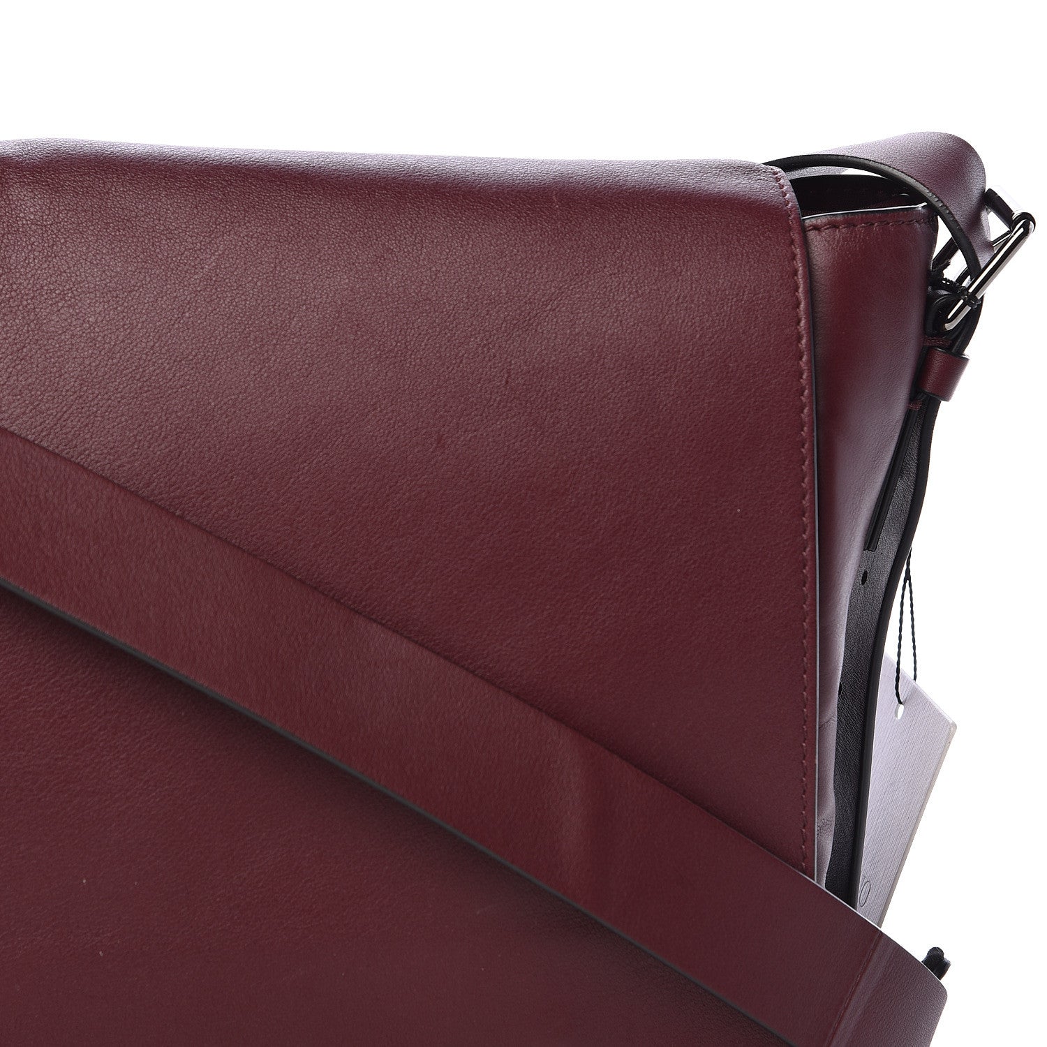 Valentino Garavani Vitello Rockstud Messenger Bag Rubin 8 of 12