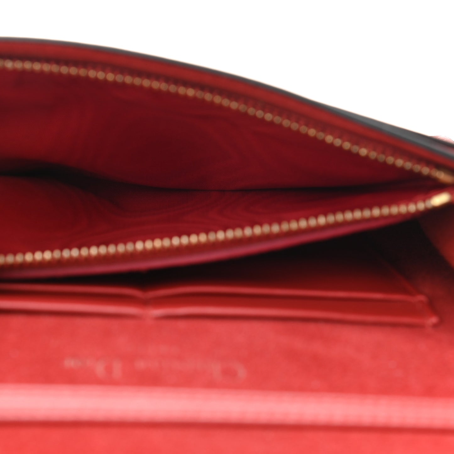 Calfskin Embossed Stars Wallet on Chain Rouge Gold