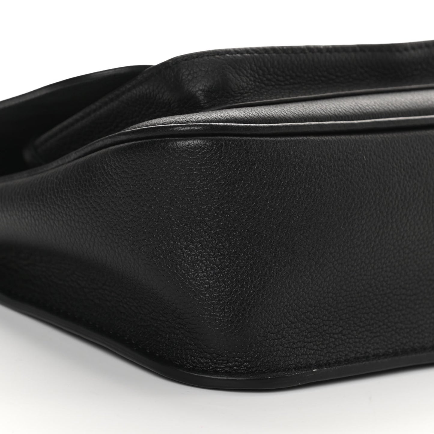 Grained Calfskin Lockme Chain Bag PM Black