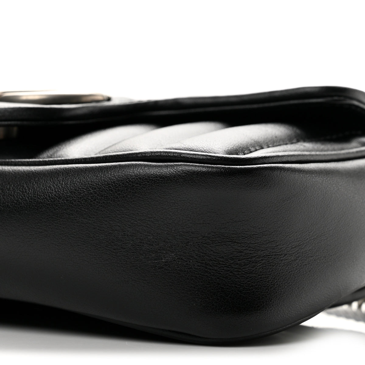 Calfskin Matelasse Aria Super Mini GG Marmont Shoulder Bag Black