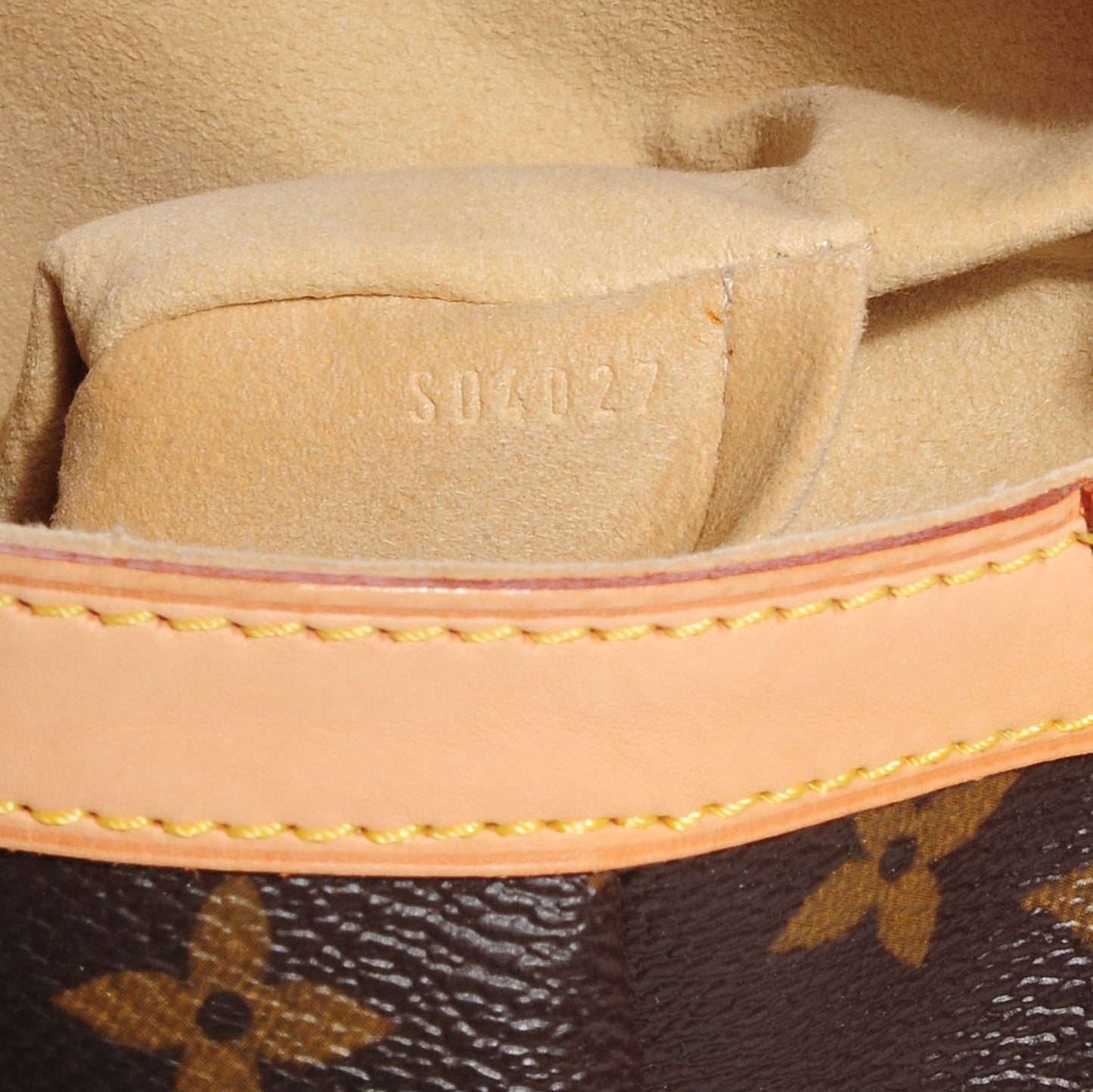Monogram Beverly MM