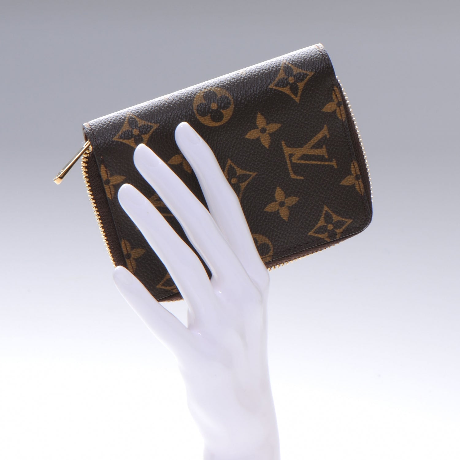 Louis Vuitton Monogram Zippy Agenda Wallet 2 of 9
