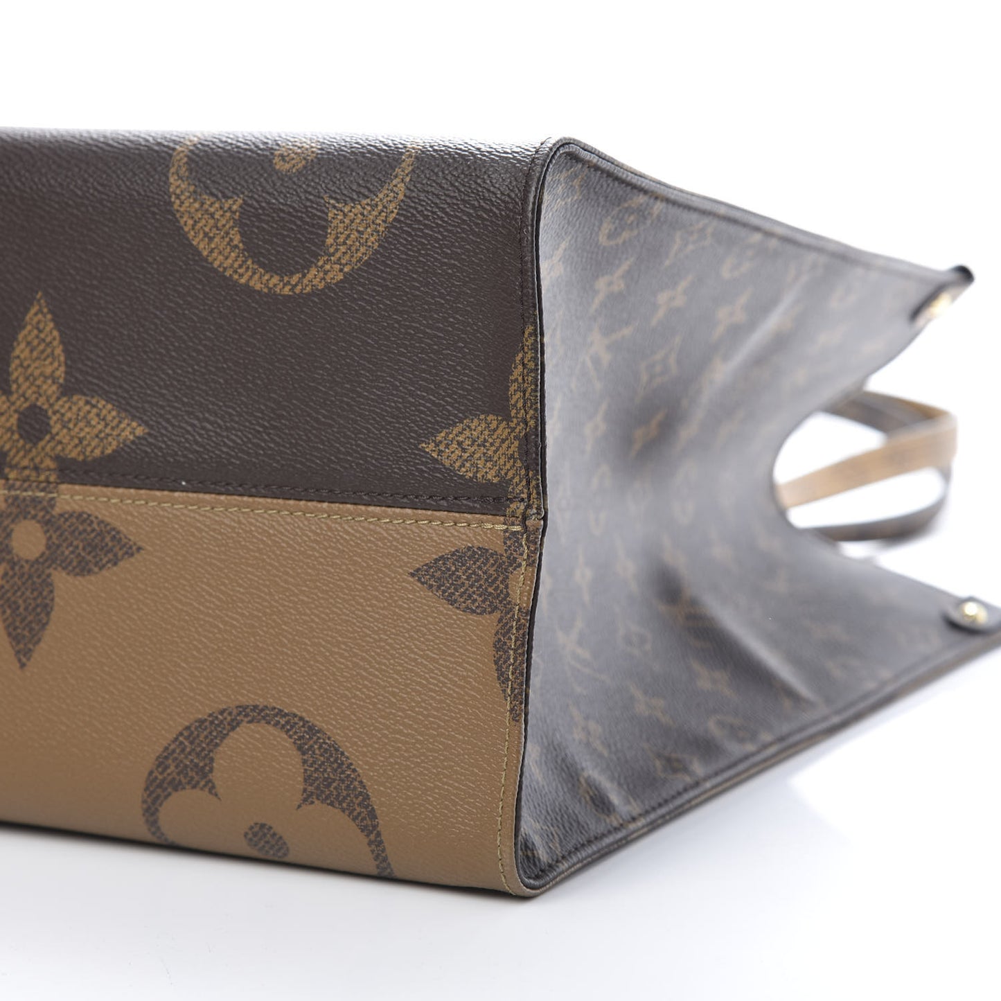 Reverse Monogram Giant Onthego GM