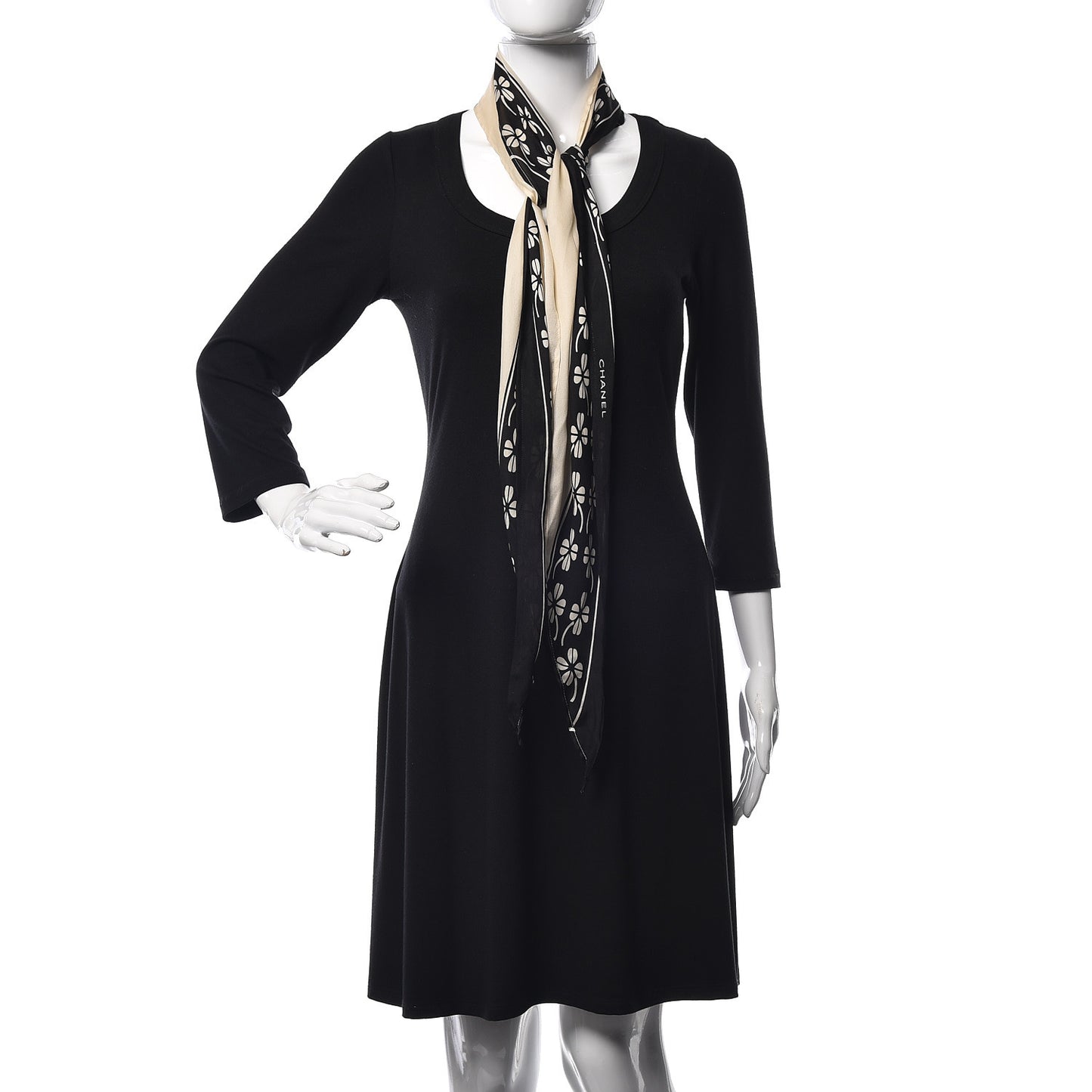 Silk Clover Scarf Black Ivory
