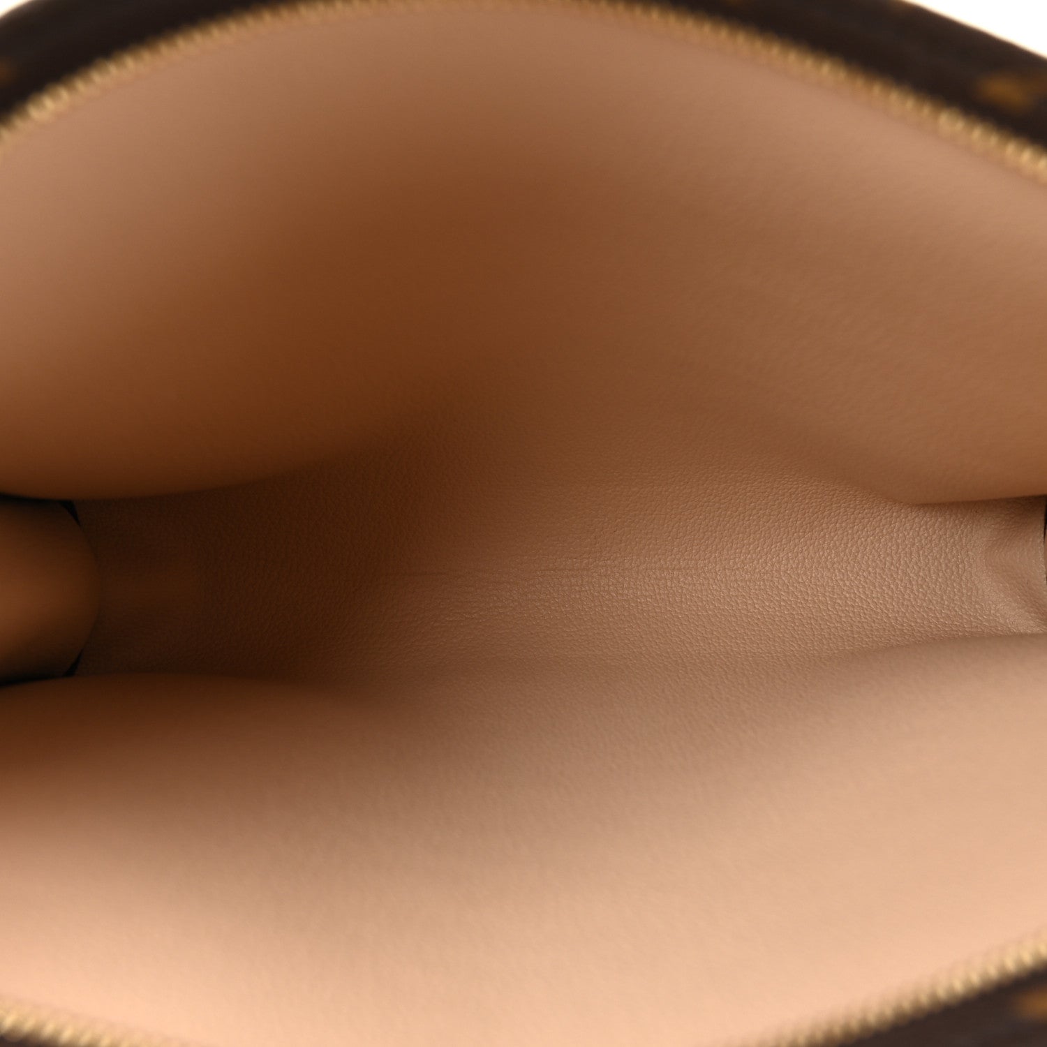 Louis Vuitton Monogram World Tour Toiletry Pouch 26 5 of 9