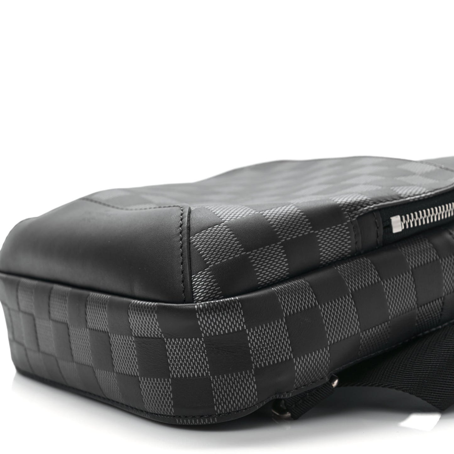 Damier Infini Avenue Sling Bag Astral Silver
