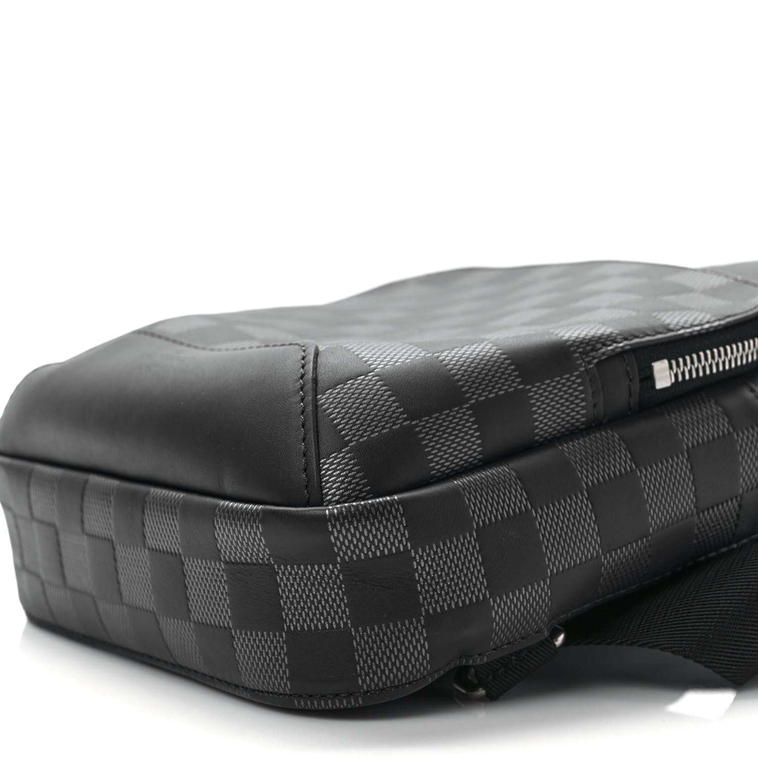 Louis Vuitton Damier Infini Avenue Sling Bag Astral Silver 7 of 8