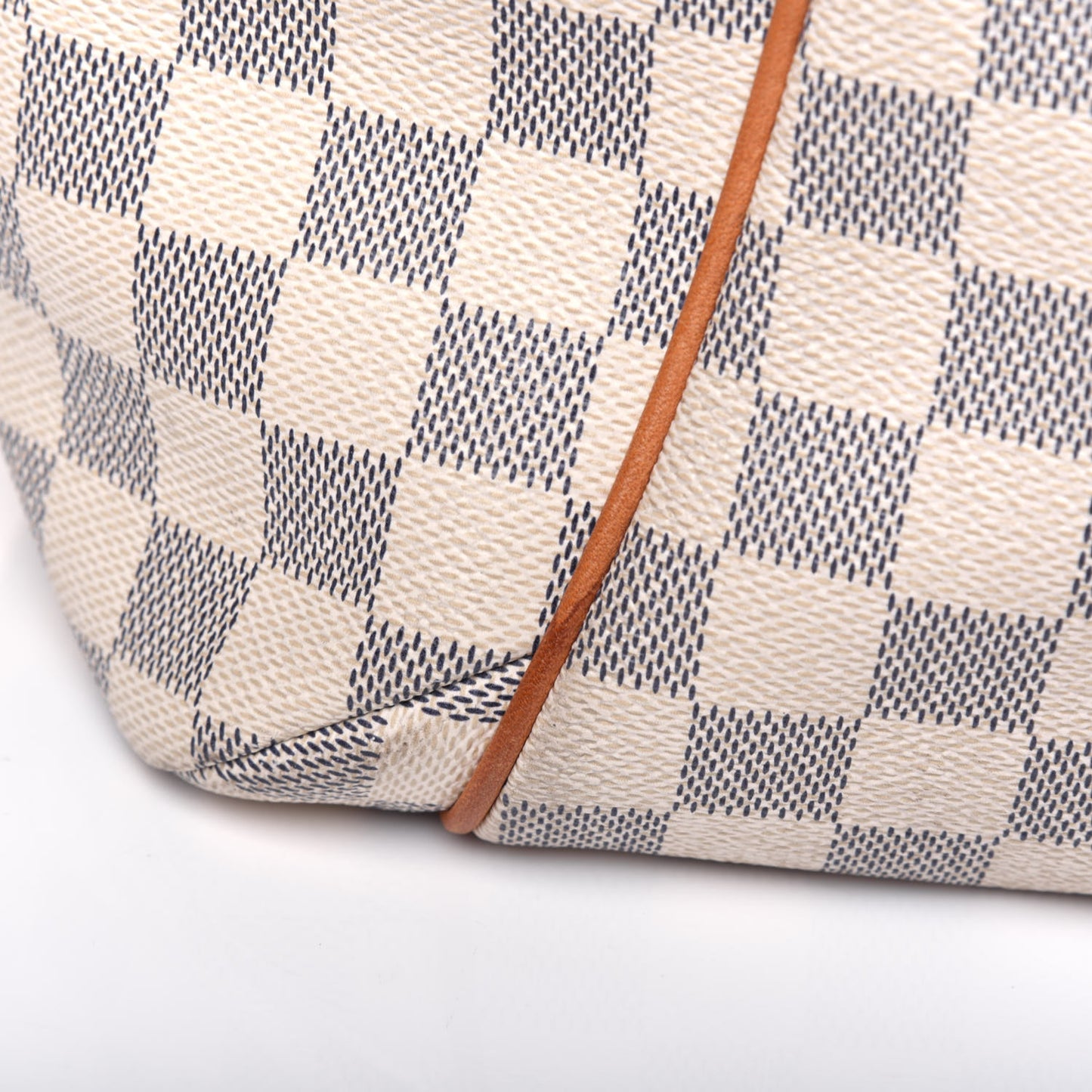 Damier Azur Totally MM