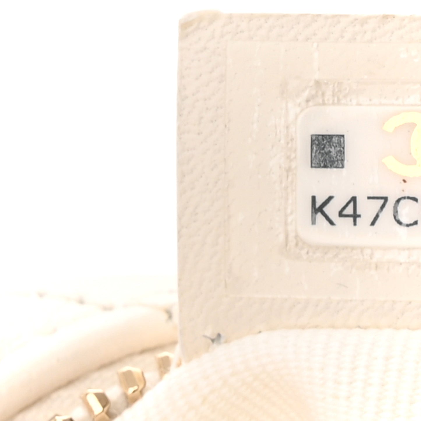 Lambskin Quilted Chain Around Pouch White