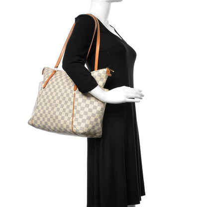 Louis Vuitton Damier Azur Totally MM 2 of 26