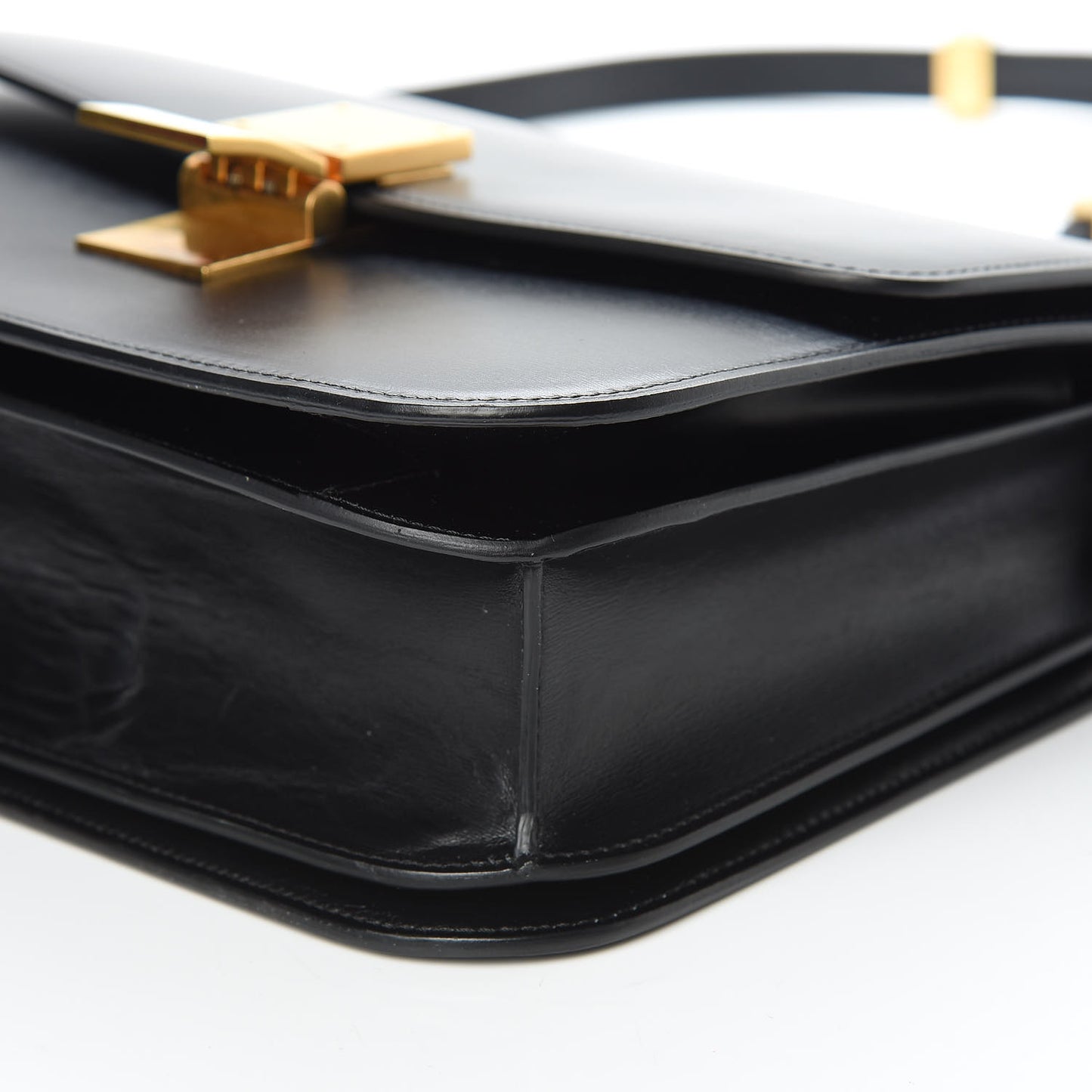 Box Calfskin Medium Classic Box Flap Bag Black