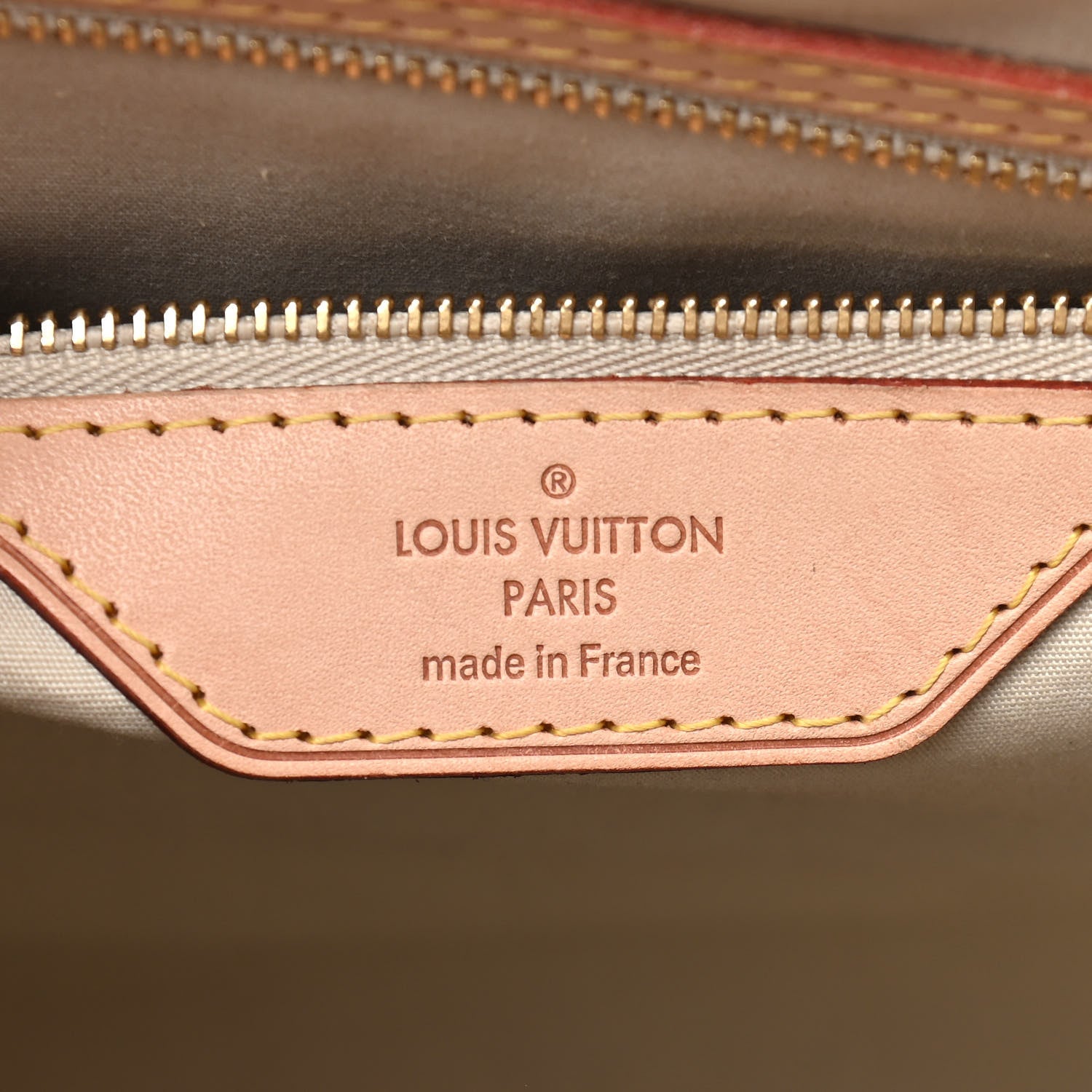 Louis Vuitton Vernis Brea GM Blanc Corail 5 of 10