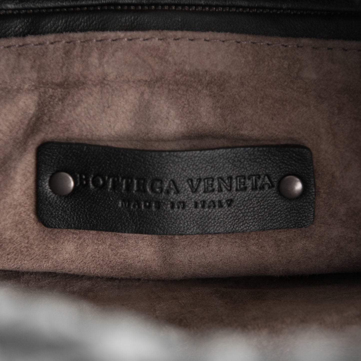 Nappa Intrecciato Large Veneta Hobo Nero Black