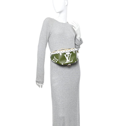 Louis Vuitton Monogram Giant Bumbag Kaki Beige 2 of 9