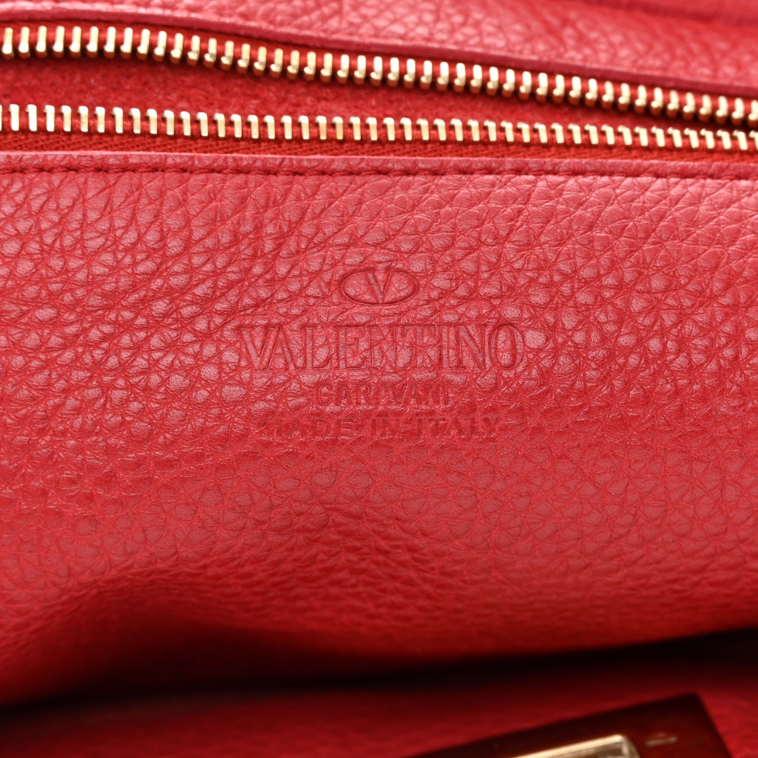 Valentino Garavani Vitello Monochrome Medium Rockstud Tote Rosso Valentino 6 of 18
