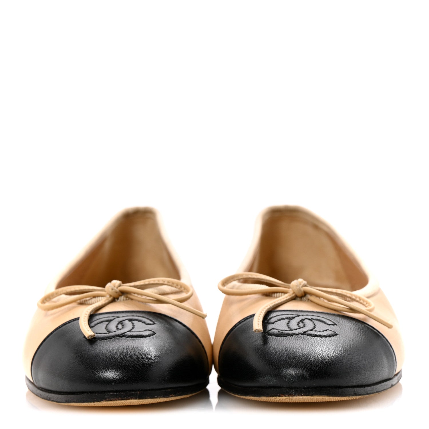 Chanel Lambskin Cap Toe CC Ballerina Flats 35.5 Beige Black 6 of 24