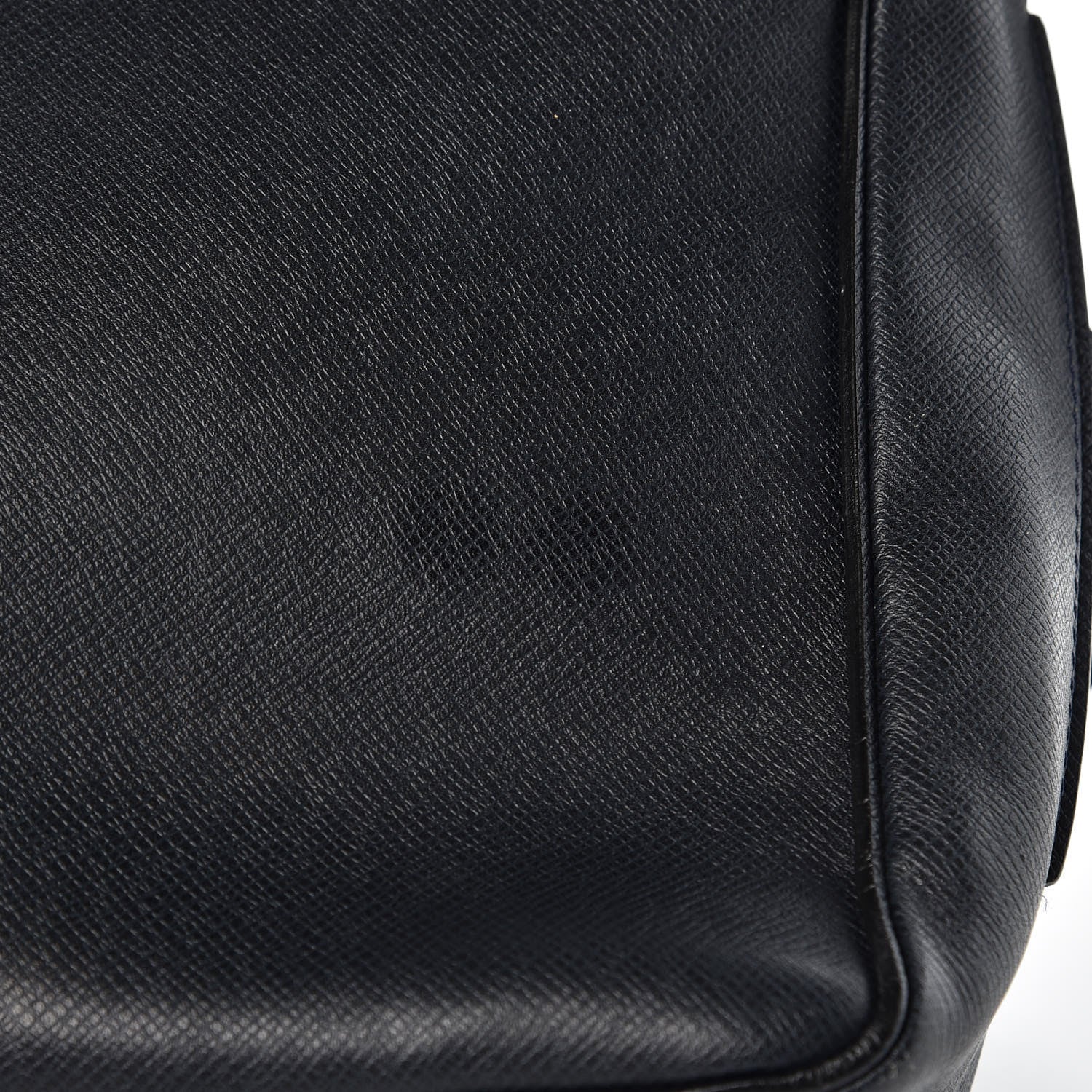 Louis Vuitton Taiga Roman MM Messenger Boreal 12 of 15