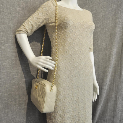 Chanel Caviar Camera Case Beige 2 of 9
