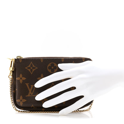 Louis Vuitton Monogram Mini Pochette Accessories 2 of 9