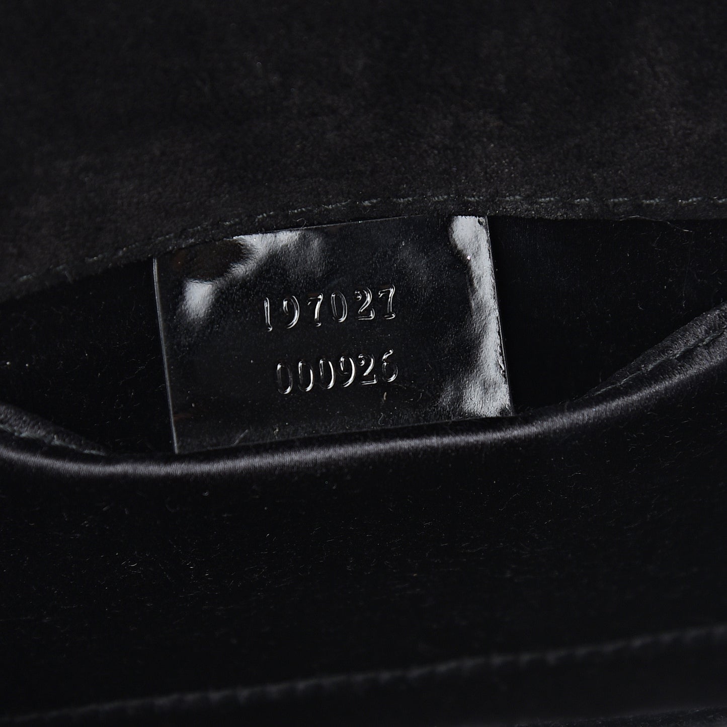 Patent Padlock Clutch Black