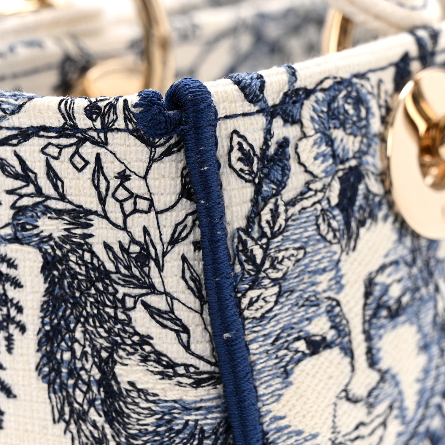 Christian Dior Canvas Embroidered Toile De Jouy Soleil Medium Lady D-Lite Blue 10 of 11