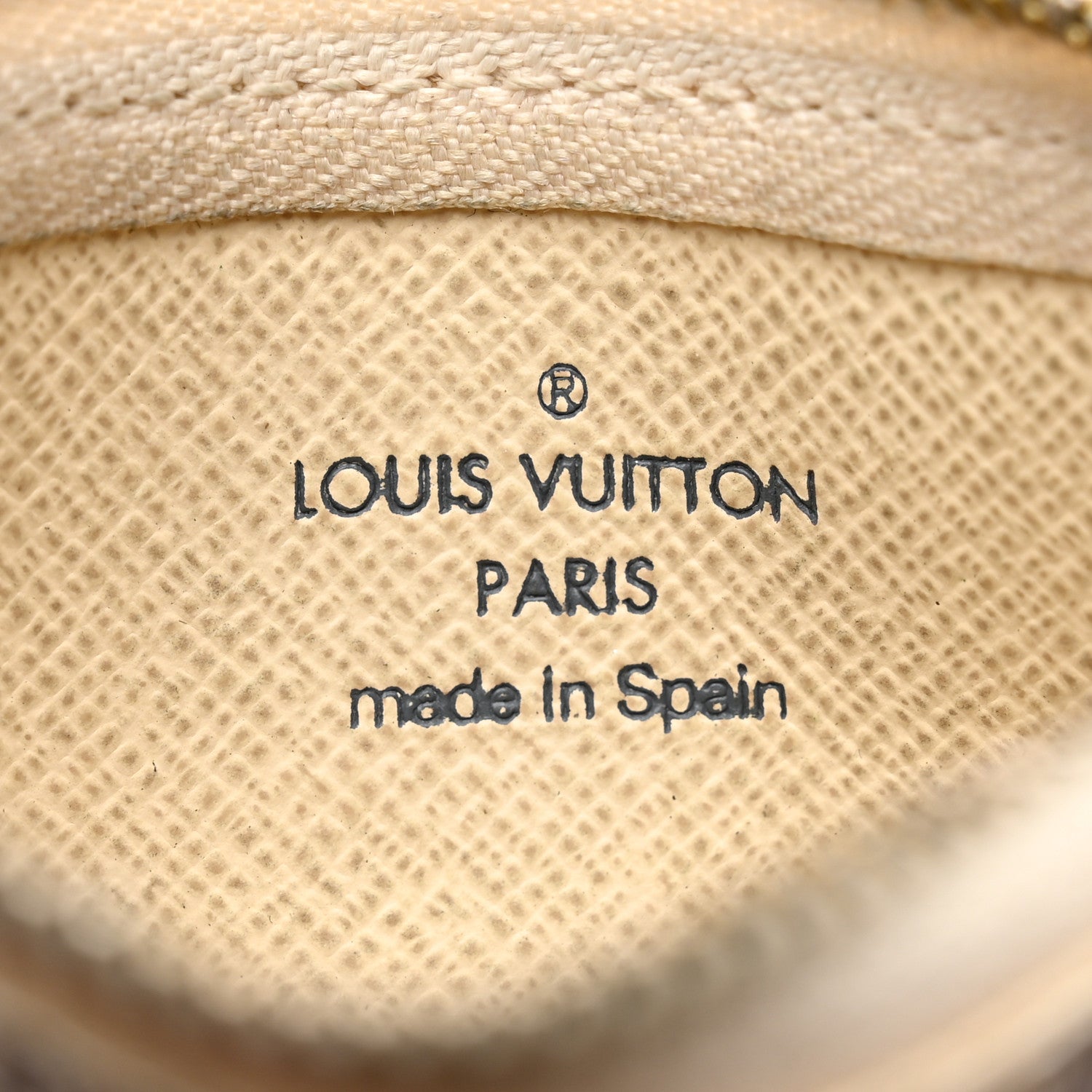 Louis Vuitton Damier Azur Key Pouch 6 of 7