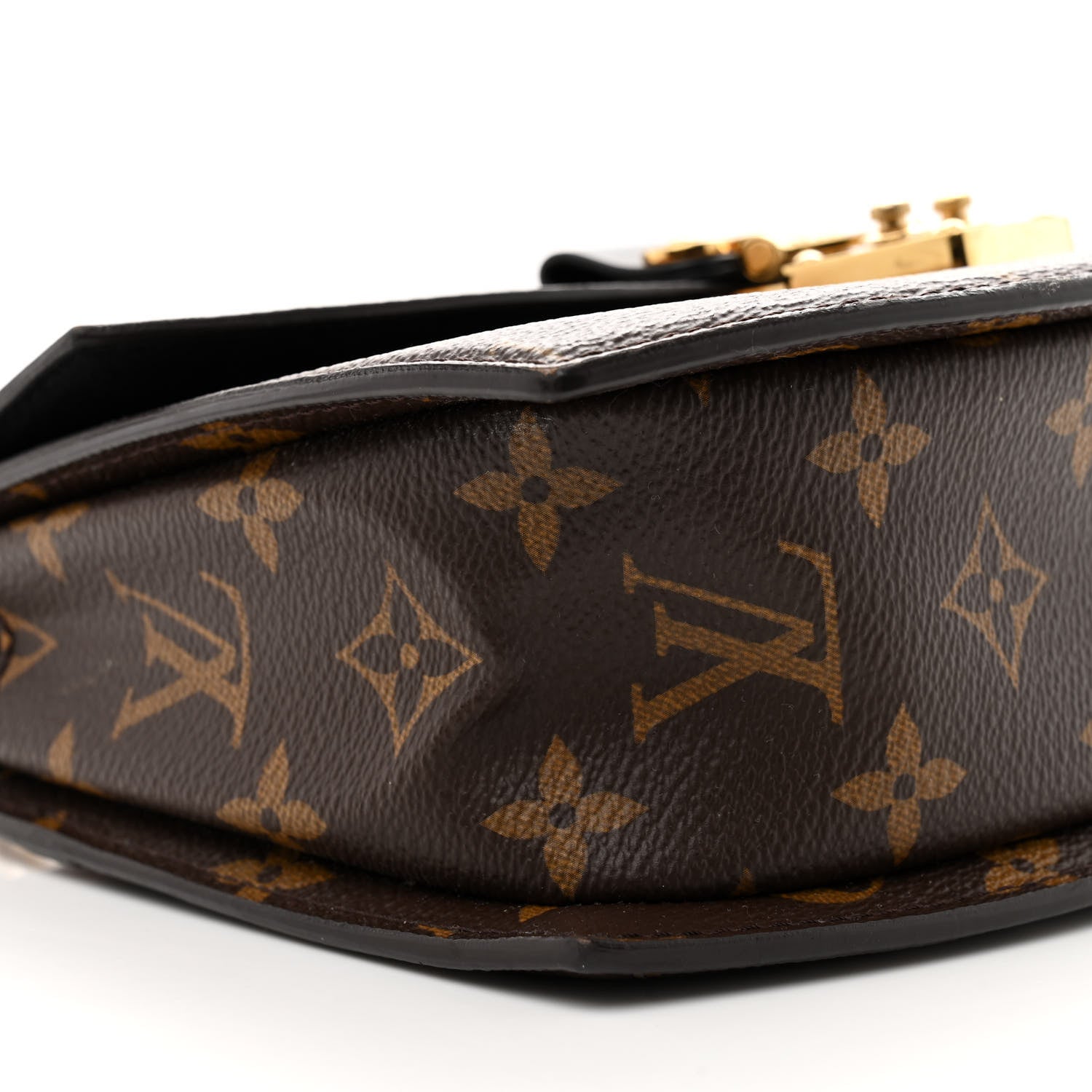 Louis Vuitton Reverse Monogram Tilsitt 8 of 12