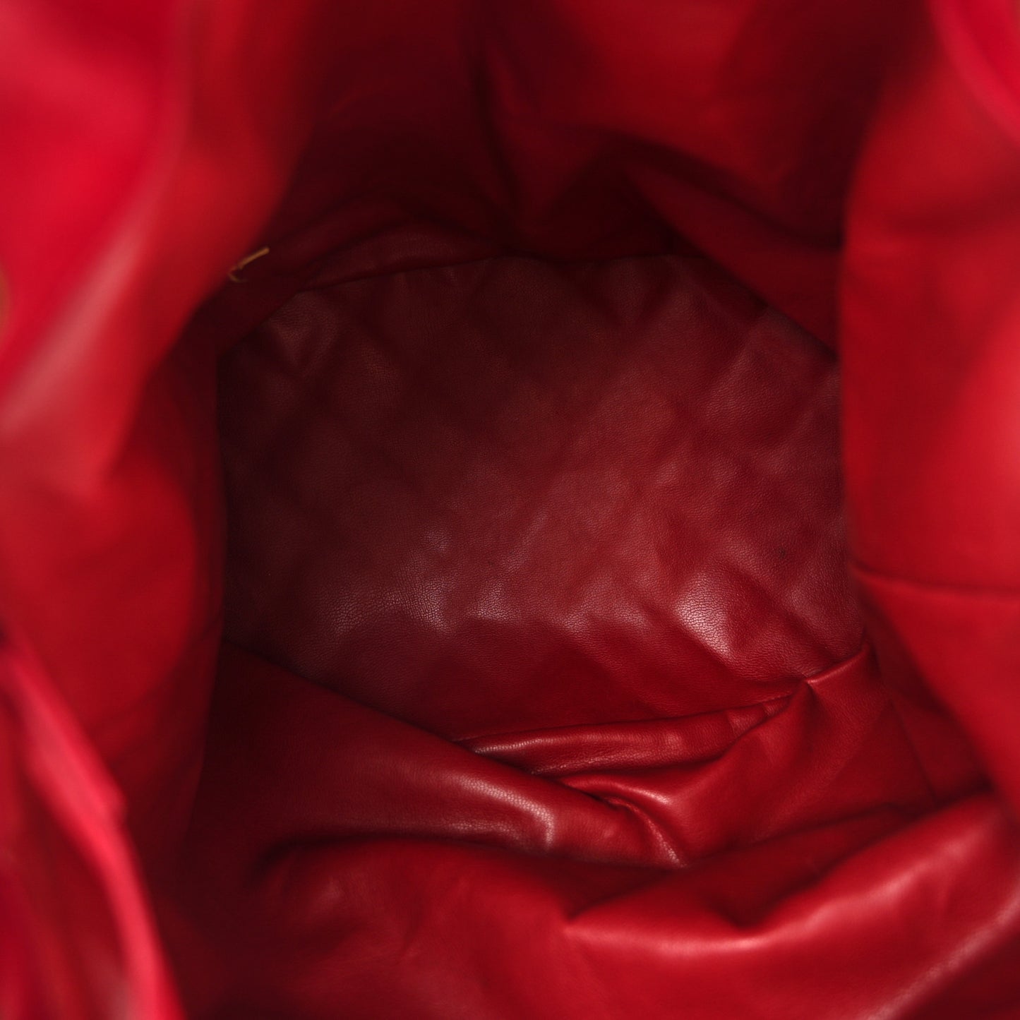 Lambskin Diamond Stitched CC Drawstring Shoulder Bag Red